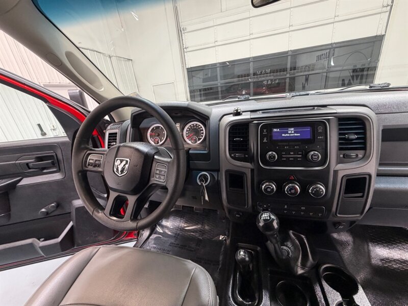 2017 RAM 3500 Tradesman 4X4 6-SPEED MANUAL 6.7L CUMMINS DIESEL /DUALLY /FLAT BED /LONG BED /ZERO RUST / 89K MILES - Photo 14 - Gladstone, OR 97027