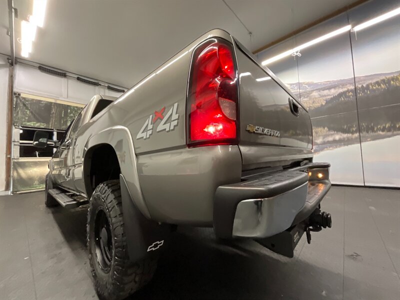 2007 Chevrolet Silverado 2500 LT Crew Cab 4X4 / 6.6L DIESEL / LBZ MOTOR  Leather & Heated Seats / LBZ MOTOR  / LOCAL TRUCK / RUST FREE / 109,000 MILES - Photo 10 - Gladstone, OR 97027