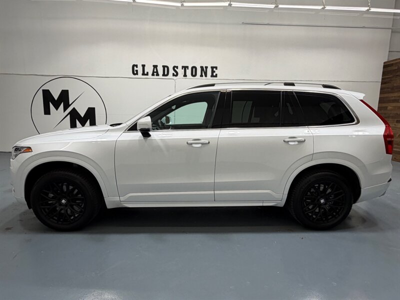 2018 Volvo XC90 T6 Momentum AWD 3RD ROW SEAT Panoramic Sunroof / Momentum Plus Pkg - Photo 3 - Gladstone, OR 97027