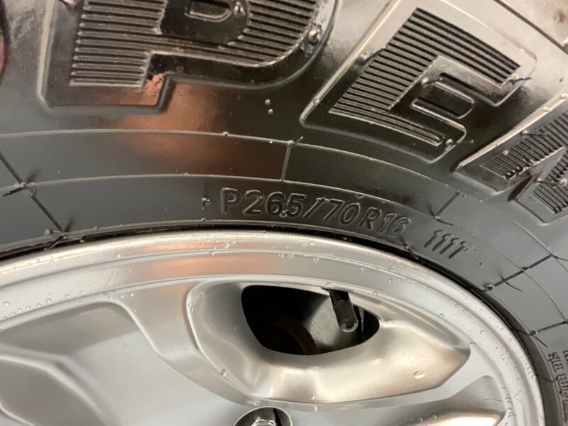 2000 Toyota 4Runner Limited 4X4 / 3.4L V6 / Rear Diff Lock / 1-OWNER  / LOCAL TOYOTA w. ZERO RUST / TIMING BELT SERVICE DONE - Photo 45 - Gladstone, OR 97027