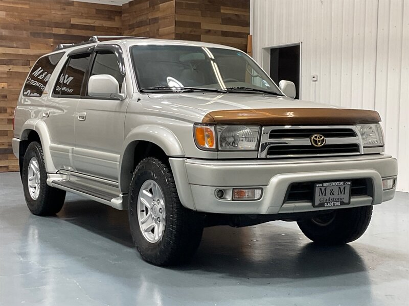 2000 Toyota 4Runner Limited 4X4 / 3.4L V6 / Rear Diff Lock / 1-OWNER  / LOCAL TOYOTA w. ZERO RUST / TIMING BELT SERVICE DONE - Photo 53 - Gladstone, OR 97027