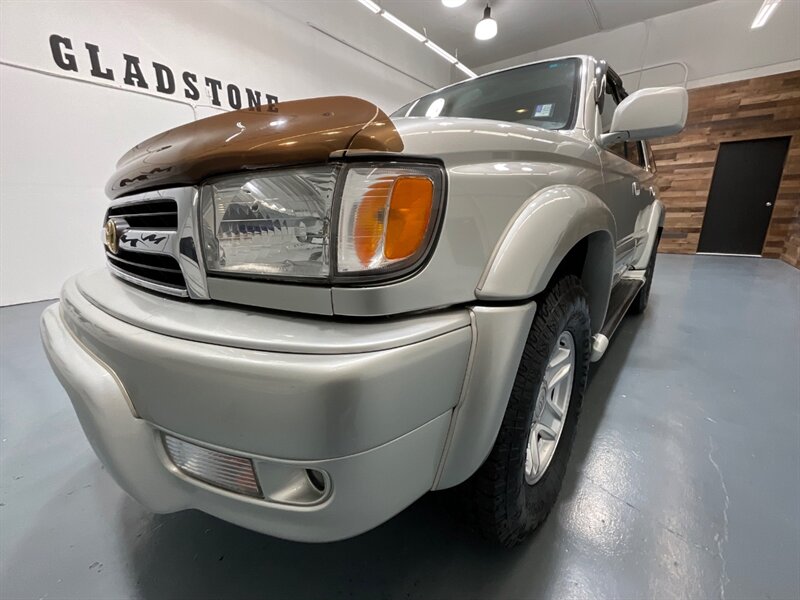 2000 Toyota 4Runner Limited 4X4 / 3.4L V6 / Rear Diff Lock / 1-OWNER  / LOCAL TOYOTA w. ZERO RUST / TIMING BELT SERVICE DONE - Photo 49 - Gladstone, OR 97027