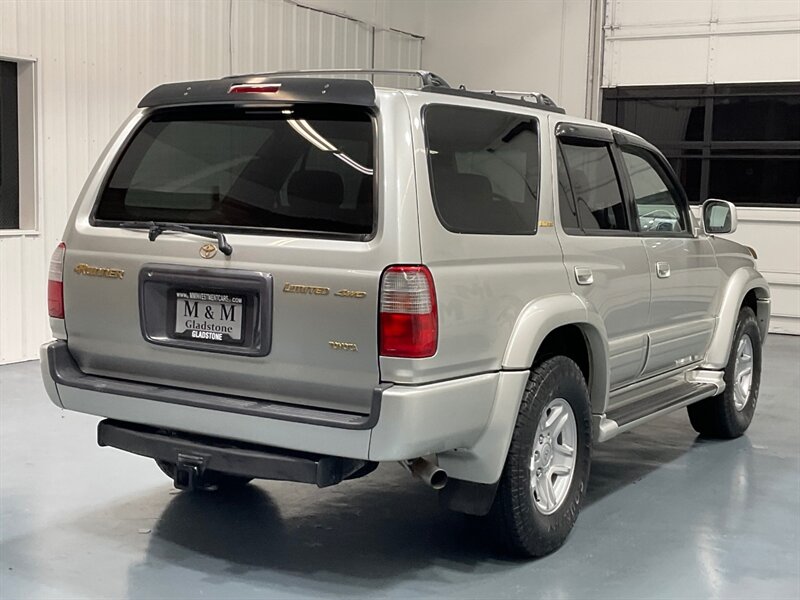 2000 Toyota 4Runner Limited 4X4 / 3.4L V6 / Rear Diff Lock / 1-OWNER  / LOCAL TOYOTA w. ZERO RUST / TIMING BELT SERVICE DONE - Photo 8 - Gladstone, OR 97027