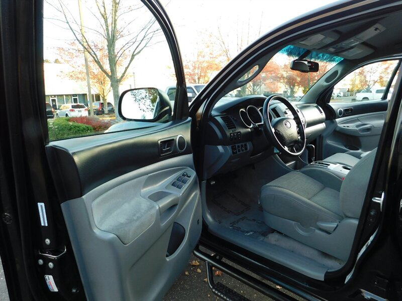 2009 Toyota Tacoma V6 TRD OFF RD / Double Cab / LOW MILES/ LIFTED   - Photo 13 - Portland, OR 97217