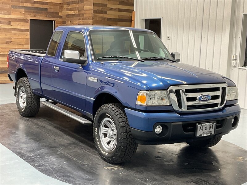 2009 Ford Ranger XLT Super Cab 4X4 / 4.0L V6 / 5-SPEED MANUAL  / LOCAL ZERO RUST - Photo 2 - Gladstone, OR 97027