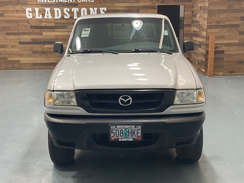 2004 Mazda B4000 SE 4X4 / 4.0L V6 / 5-SPEED MANUAL  / LOCAL TRUCK w. ZERO RUST - Photo 5 - Gladstone, OR 97027