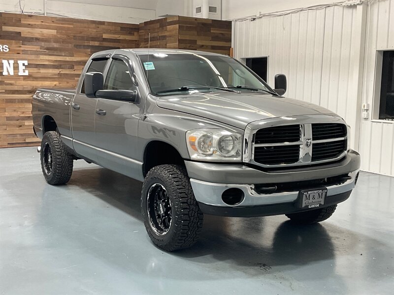 2007 Dodge Ram 2500 SLT 4X4 / 5.9L CUMMINS DIESEL / LOCAL TRUCK  / ZERO RUST - Photo 2 - Gladstone, OR 97027