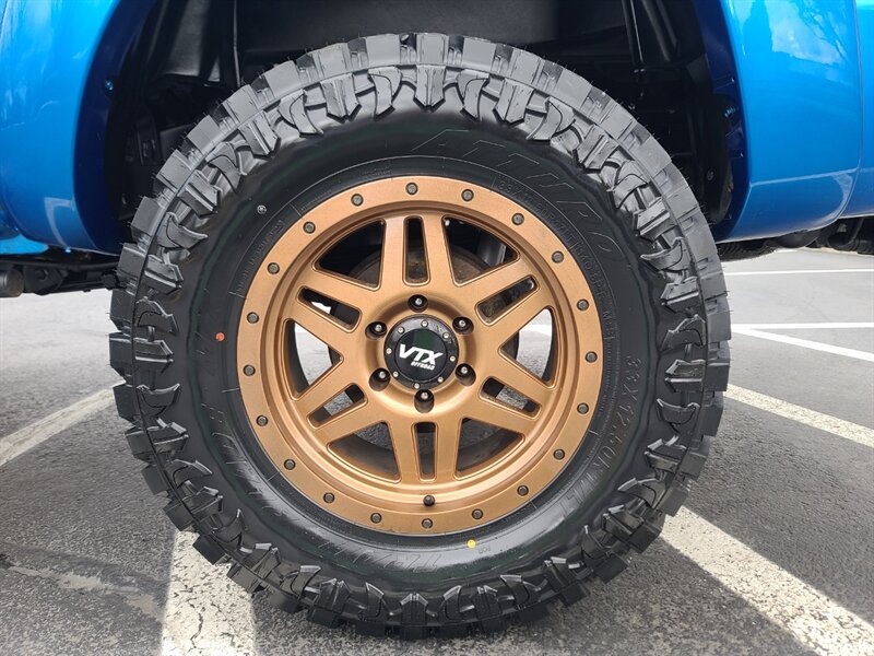 2007 Toyota Tacoma TRD 4X4 / V6 4.0L / 6 SPEED / LOW MILES / LIFTED  / MANUAL / CUSTOM WHEELS / NEW TIRES / LOCAL / RUST FREE - Photo 24 - Portland, OR 97217