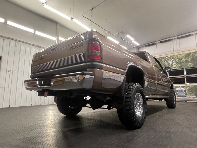 2001 Dodge Ram 2500 SLT Laramie 4X4 / 5.9L DIESEL / 1-OWNER / NEW TIRE   - Photo 11 - Gladstone, OR 97027