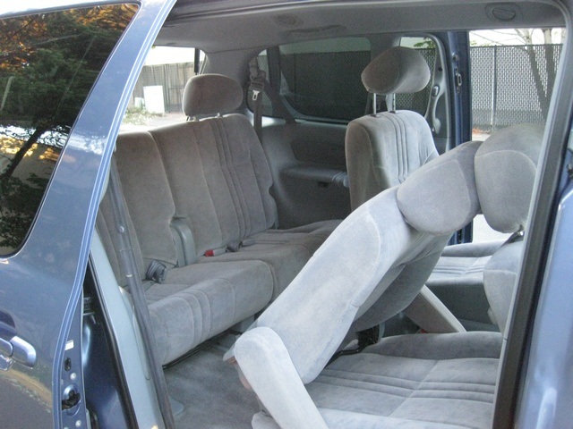 2002 Toyota Sienna LE   - Photo 23 - Portland, OR 97217