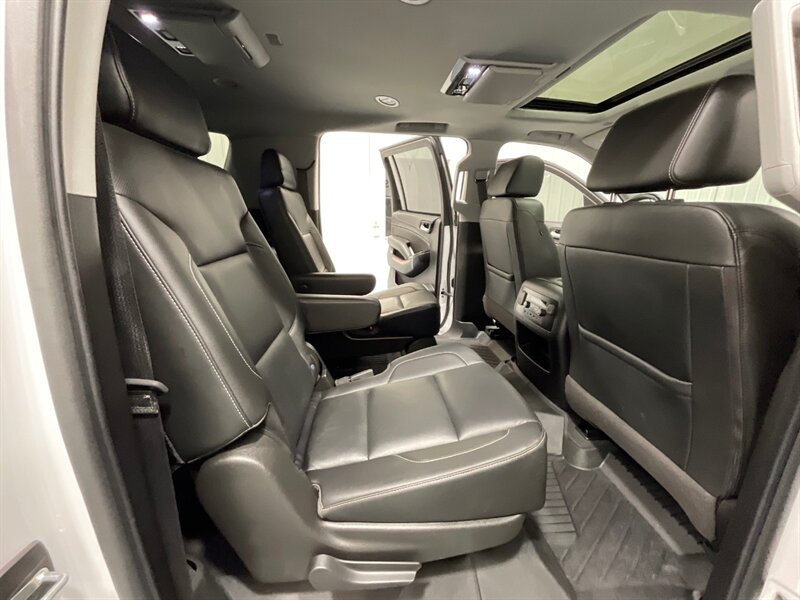 2020 Chevrolet Suburban Premier 4X4 / 6.2L V8 / Leather Navi / 22inc Wheel  / FULLY LOADED - Photo 14 - Gladstone, OR 97027