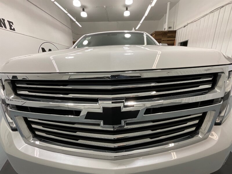 2020 Chevrolet Suburban Premier 4X4 / 6.2L V8 / Leather Navi / 22inc Wheel  / FULLY LOADED - Photo 30 - Gladstone, OR 97027