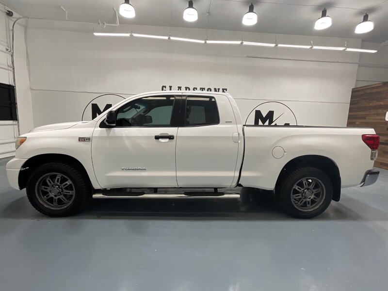 2011 Toyota Tundra Grade Double Cab 4X4 5.7L V8 / BRAND NEW TIRES  / ZERO RUST / Towing Pkg - Photo 3 - Gladstone, OR 97027
