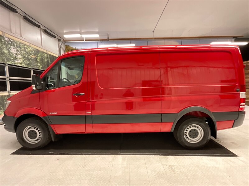 2016 Mercedes-Benz Sprinter 2500 CARGO VAN  / 2.1L 4Cyl DIESEL / 1-OWNER  / Backup Camera / Standard Roof & 144 " WB / Excel Cond - Photo 3 - Gladstone, OR 97027