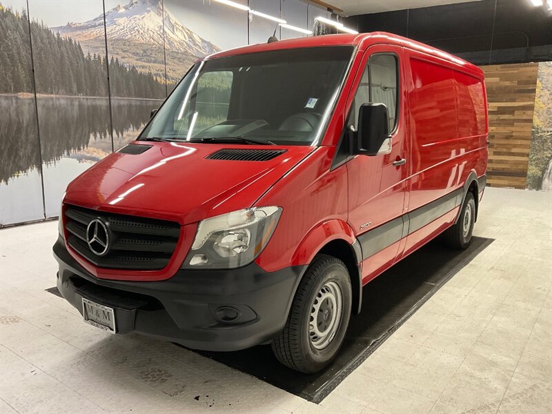 2016 Mercedes-Benz Sprinter 2500 CARGO VAN  / 2.1L 4Cyl DIESEL / 1-OWNER  / Backup Camera / Standard Roof & 144 " WB / Excel Cond - Photo 1 - Gladstone, OR 97027