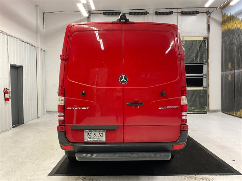 2016 Mercedes-Benz Sprinter 2500 CARGO VAN  / 2.1L 4Cyl DIESEL / 1-OWNER  / Backup Camera / Standard Roof & 144 " WB / Excel Cond - Photo 6 - Gladstone, OR 97027