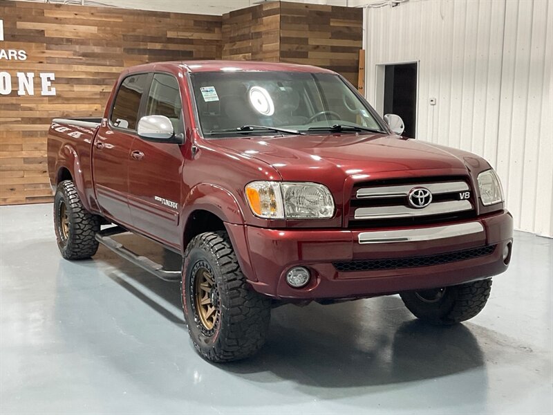 2006 Toyota Tundra SR5  4X4 V8  LIFTED NEW WHEELS & TIRES 94K MIL  / Novigation & Backup Camera / TIMING BELT SERVICE DONE - Photo 2 - Gladstone, OR 97027