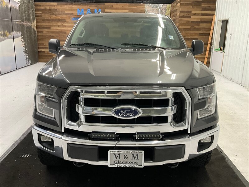 2016 Ford F-150 XLT Crew Cab 4X4 / 5.0L V8 / BRAND NEW TIRES  / Excellent Condition / Running board & Raceline Wheels - Photo 5 - Gladstone, OR 97027