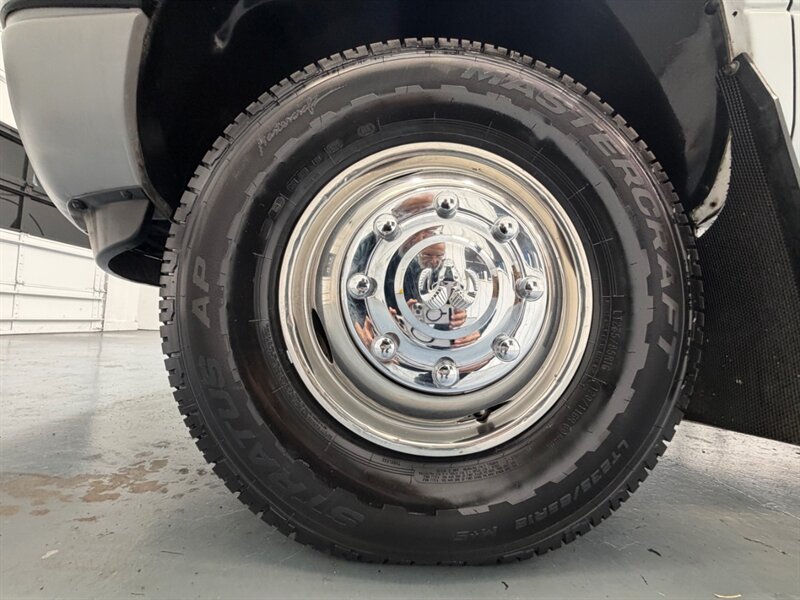 1999 Dodge Ram 3500 Laramie SLT 4X4 5.9L DIESEL / DUALLY / ZERO RUST / Leather Seats / BRAND NEW TIRES / 119K MILES - Photo 22 - Gladstone, OR 97027