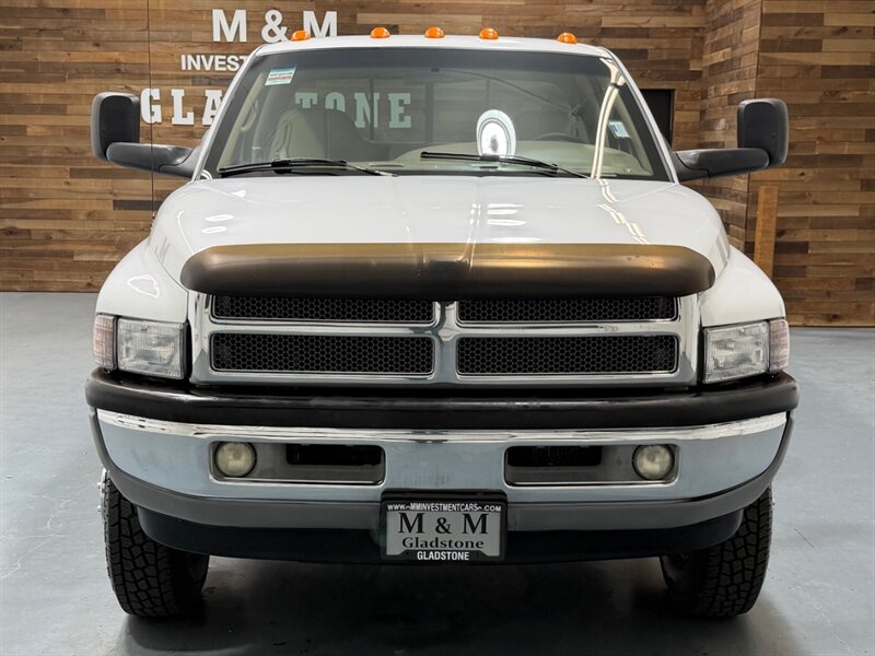 1999 Dodge Ram 3500 Laramie SLT 4X4 5.9L DIESEL / DUALLY / ZERO RUST / Leather Seats / BRAND NEW TIRES / 119K MILES - Photo 5 - Gladstone, OR 97027