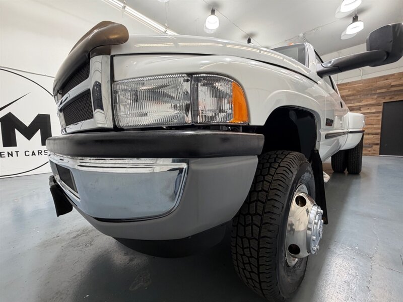 1999 Dodge Ram 3500 Laramie SLT 4X4 5.9L DIESEL / DUALLY / ZERO RUST / Leather Seats / BRAND NEW TIRES / 119K MILES - Photo 54 - Gladstone, OR 97027