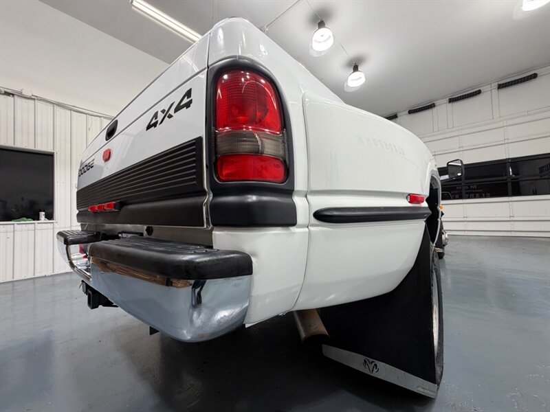 1999 Dodge Ram 3500 Laramie SLT 4X4 5.9L DIESEL / DUALLY / ZERO RUST / Leather Seats / BRAND NEW TIRES / 119K MILES - Photo 56 - Gladstone, OR 97027