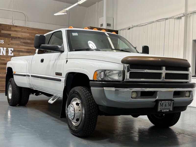 1999 Dodge Ram 3500 Laramie SLT 4X4 5.9L DIESEL / DUALLY / ZERO RUST / Leather Seats / BRAND NEW TIRES / 119K MILES - Photo 60 - Gladstone, OR 97027