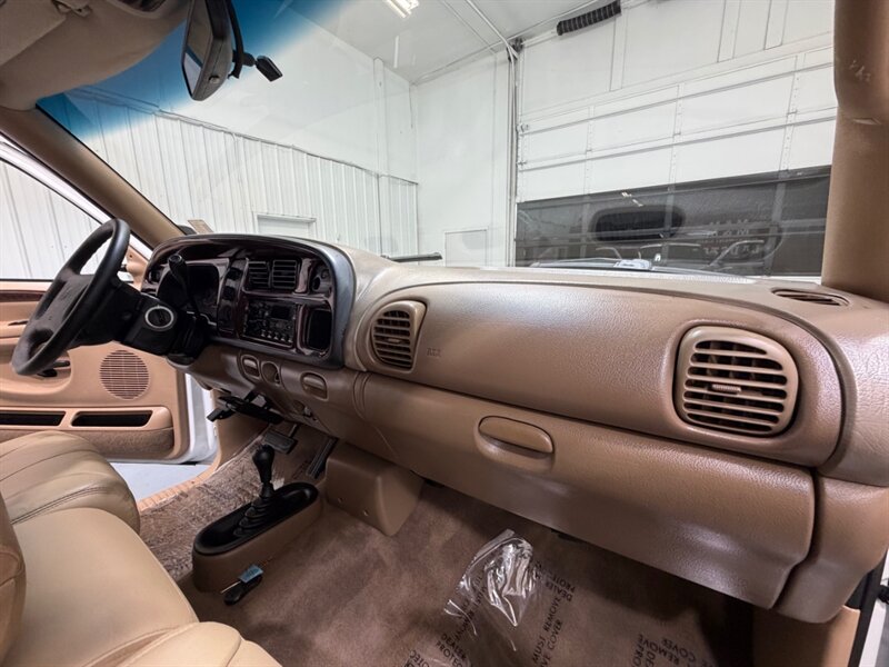 1999 Dodge Ram 3500 Laramie SLT 4X4 5.9L DIESEL / DUALLY / ZERO RUST / Leather Seats / BRAND NEW TIRES / 119K MILES - Photo 38 - Gladstone, OR 97027