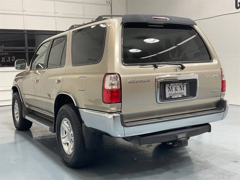 2002 Toyota 4Runner SR5 4X4 / V6 / 1-OWNER / 102,000 MILES  / FRESH TIMING BELT SERVICE DONE - Photo 7 - Gladstone, OR 97027