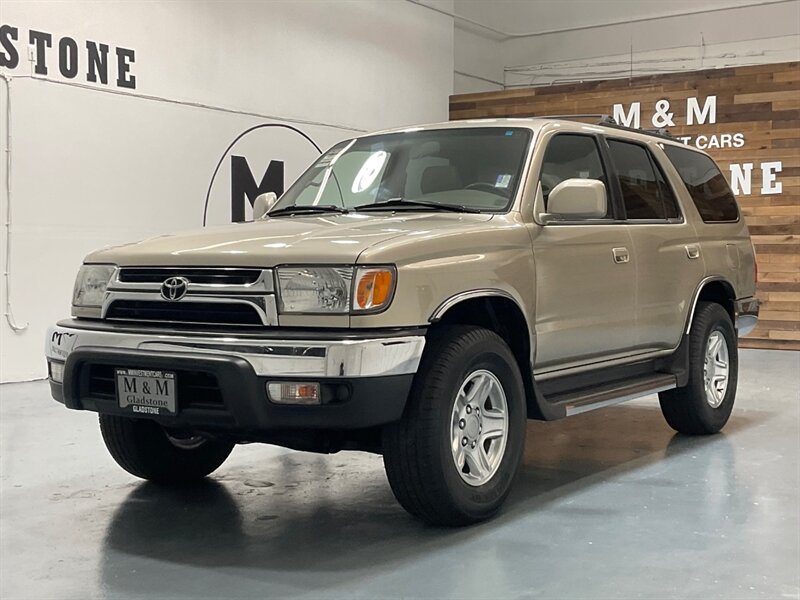 2002 Toyota 4Runner SR5 4X4 / V6 / 1-OWNER / 102,000 MILES  / FRESH TIMING BELT SERVICE DONE - Photo 1 - Gladstone, OR 97027