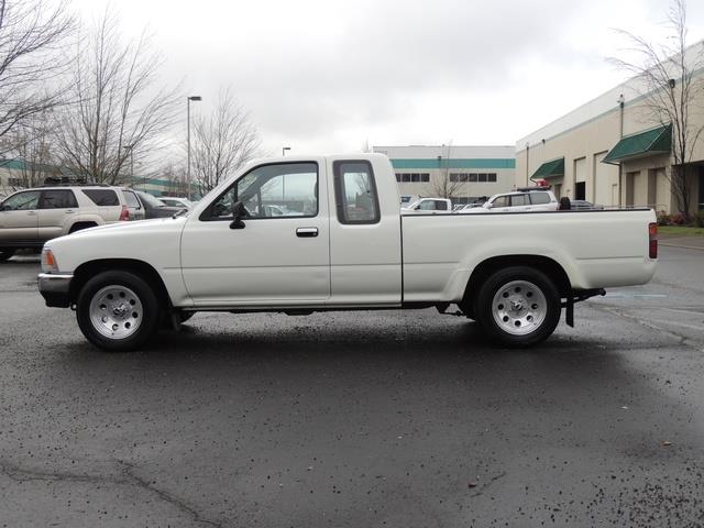 1992 Toyota Tacoma Deluxe / Extended Cab / Low Miles / 4CYL / Excel C   - Photo 3 - Portland, OR 97217