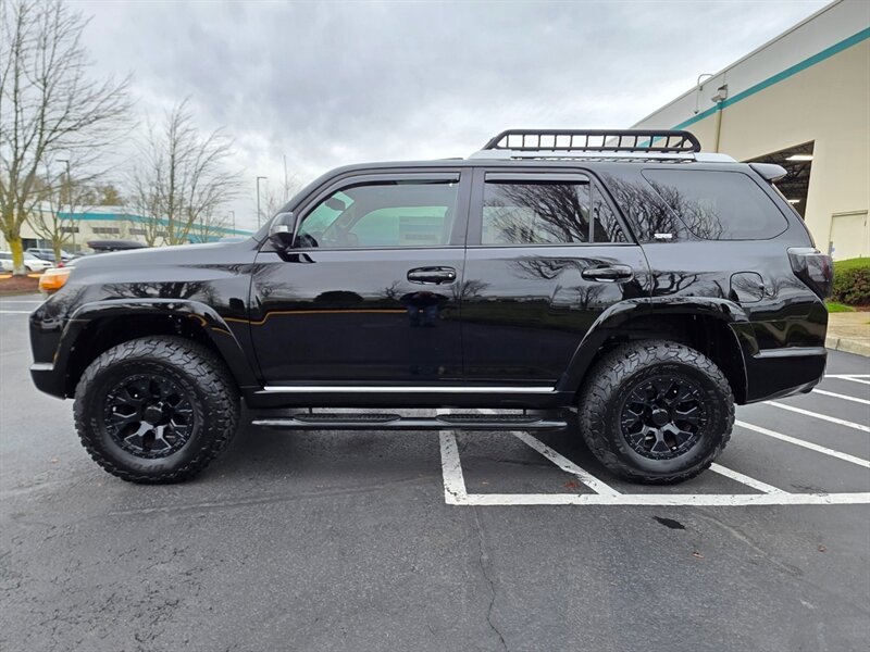 2011 Toyota 4Runner SR5 4X4 / V6 4.0L / 7-PASSENGER / HEATED LEATHER  / SUNROOF / PARK SENSORS / NEW BF GOODRICH TIRES / SERVICE RECORDS - Photo 3 - Portland, OR 97217