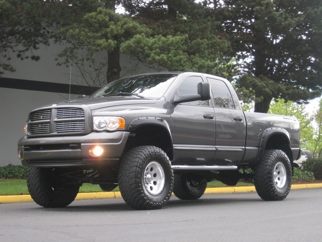 2004 Dodge Ram 2500 4X4 *5.9L* CUMMINS DIESEL/LIFTED/102km