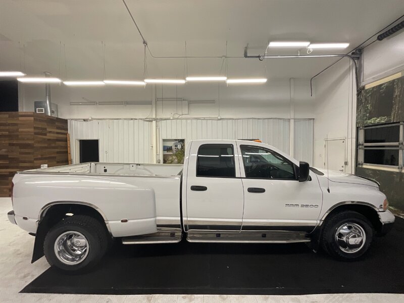 2005 Dodge Ram 3500 SLT / 5.9L DIESEL / DUALLY / 6-SPEED / 1-OWNER  / RUST FREE / 108K MILES - Photo 4 - Gladstone, OR 97027