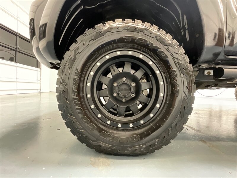 2007 Toyota Tacoma TRD SPORT / Double Cab / 4X4 / 4.0L V6 / LIFTED / LOCAL ZERO RUST - Photo 23 - Gladstone, OR 97027