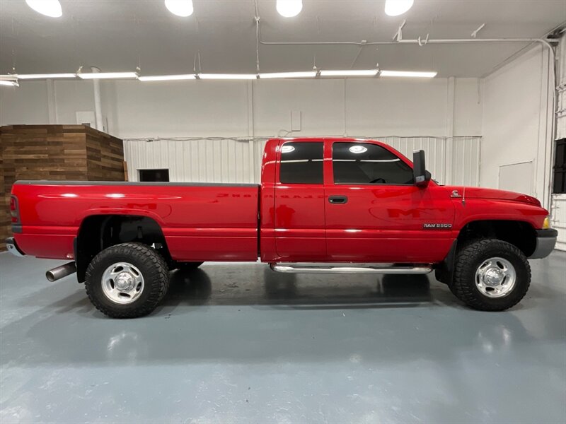 2001 Dodge Ram 2500 SLT 4Dr Quad Cab 4X4 / 5.9L DIESEL /6-SPEED MANUAL  / Long Bed / LOCAL w. ZERO RUST - Photo 4 - Gladstone, OR 97027