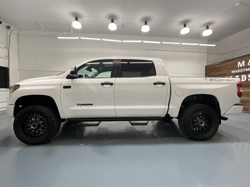 2019 Toyota Tundra TRD Pro Crew Max 4X4 / 5.7L V8 / LIFTED / 6inc LIFT w. 35 " TOYO OPEN COUNTRY TIRES & 20 " XD WHEELS / ZERO RUST / Leather Heated Seats / Sunroof / Navi & Backup Camera/ 1-OWNER - Photo 3 - Gladstone, OR 97027