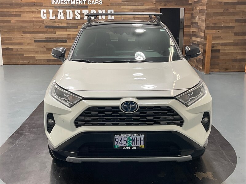 2020 Toyota RAV4 Hybrid XSE Sport Utility AWD / 2.5L 4Cyl Hybrid  / LOCAL SUV - Photo 5 - Gladstone, OR 97027