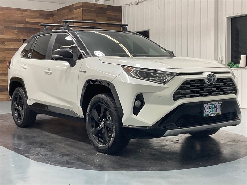 2020 Toyota RAV4 Hybrid XSE Sport Utility AWD / 2.5L 4Cyl Hybrid  / LOCAL SUV - Photo 65 - Gladstone, OR 97027