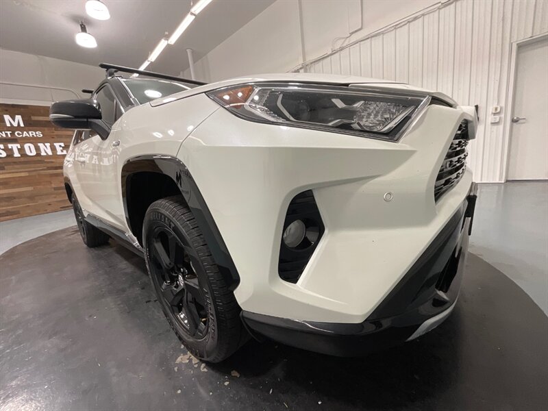 2020 Toyota RAV4 Hybrid XSE Sport Utility AWD / 2.5L 4Cyl Hybrid  / LOCAL SUV - Photo 62 - Gladstone, OR 97027