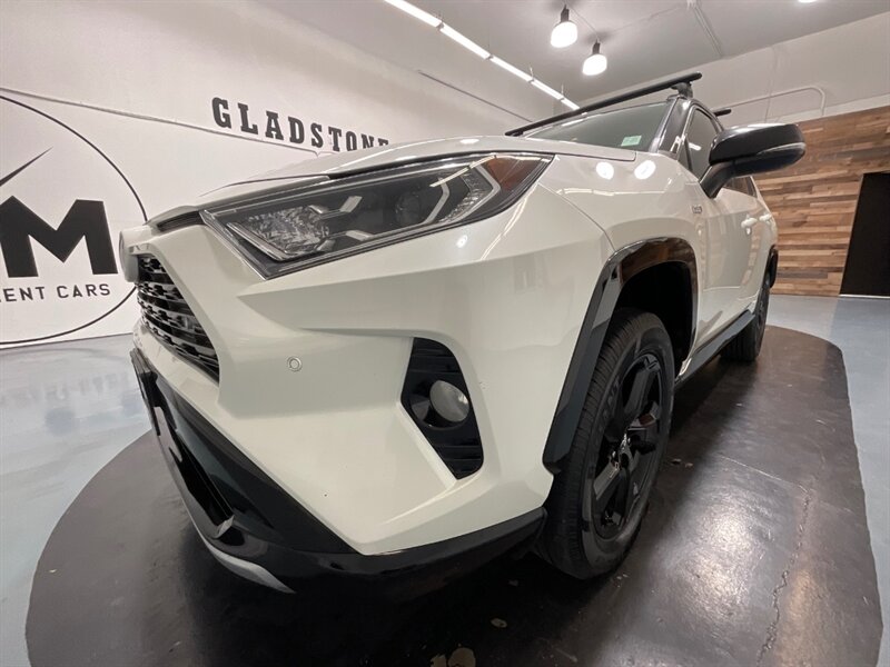 2020 Toyota RAV4 Hybrid XSE Sport Utility AWD / 2.5L 4Cyl Hybrid  / LOCAL SUV - Photo 61 - Gladstone, OR 97027