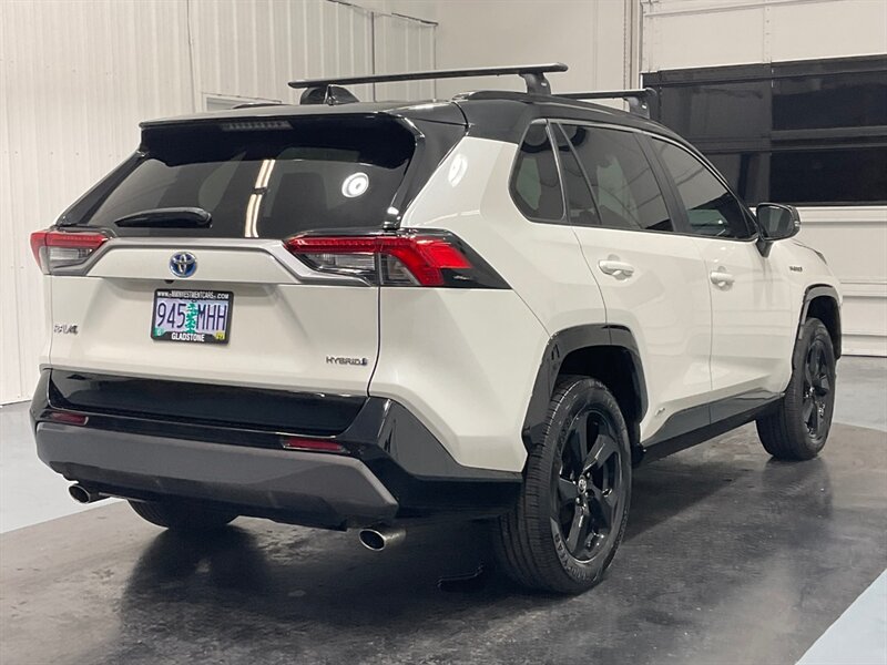 2020 Toyota RAV4 Hybrid XSE Sport Utility AWD / 2.5L 4Cyl Hybrid  / LOCAL SUV - Photo 7 - Gladstone, OR 97027