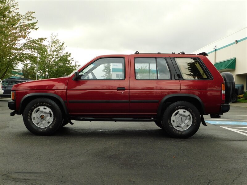 1990 Nissan Pathfinder SE 4dr  Sport Utility 4X4 / 5-SPEED MANUAL / CLEAN   - Photo 3 - Portland, OR 97217