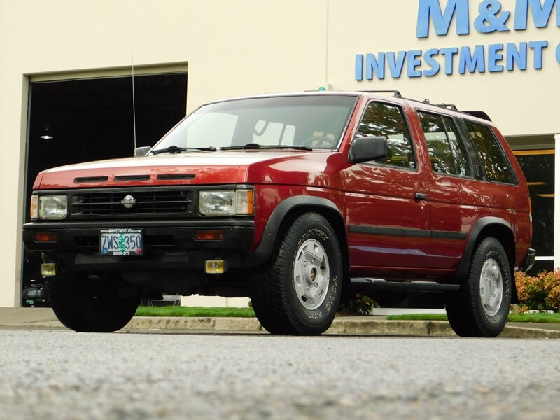 1990 Nissan Pathfinder SE 4dr  Sport Utility 4X4 / 5-SPEED MANUAL / CLEAN   - Photo 1 - Portland, OR 97217