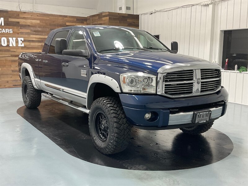 2007 Dodge Ram 2500 Laramie MEGACAB 4X4 / 6.7L DIESEL /NEW WHEELS TIRE  / NO RUST / LOW MILES - Photo 2 - Gladstone, OR 97027