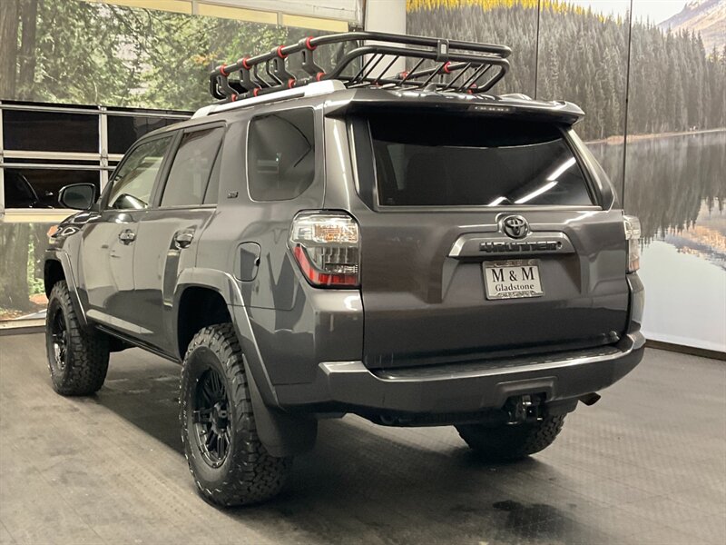 2016 Toyota 4Runner SR5  4X4 / Leather /1-OWNER / LIFTED w/ BF GOODRIC  LIFTED w/ NEW WHEELS & TIRES/ XL TYGER RACK - Photo 8 - Gladstone, OR 97027