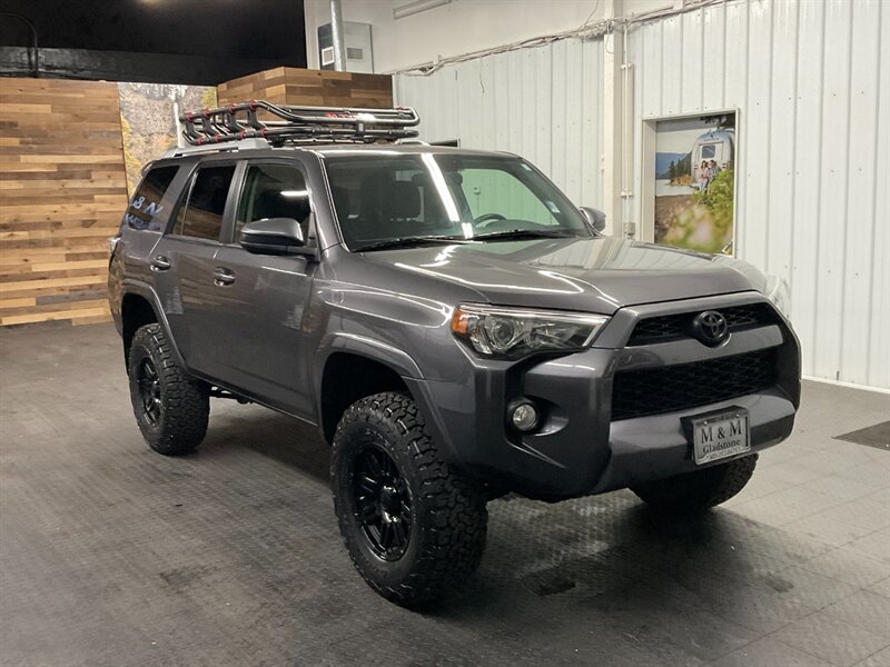 2016 Toyota 4Runner SR5  4X4 / Leather /1-OWNER / LIFTED w/ BF GOODRIC  LIFTED w/ NEW WHEELS & TIRES/ XL TYGER RACK - Photo 2 - Gladstone, OR 97027