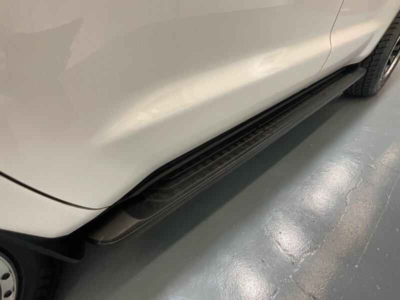 2016 Toyota Sequoia SR5 Sport Utility 4WD / 5.7L V8 / 3RD Row Seat  /BRAND NEW TIRES/  LOCAL SUV w/ZERO RUST / Backup Camera - Photo 50 - Gladstone, OR 97027