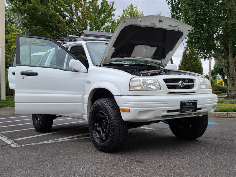 1999 Suzuki Grand Vitara JLX Sport Utility V6 / 4X4 / 5 Speed Manual /  1-Owner / 81,000 Miles / New Tires / NEW LIFT - Photo 26 - Portland, OR 97217