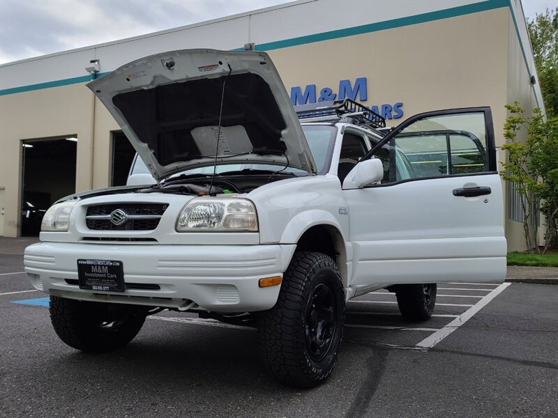 1999 Suzuki Grand Vitara JLX Sport Utility V6 / 4X4 / 5 Speed Manual /  1-Owner / 81,000 Miles / New Tires / NEW LIFT - Photo 25 - Portland, OR 97217